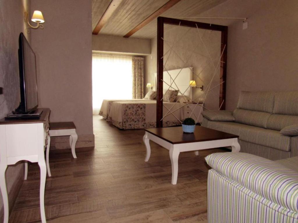 Suites BELLAHELLIN